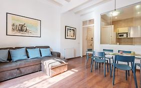 Fridays Flats Charming Apartment In Clot